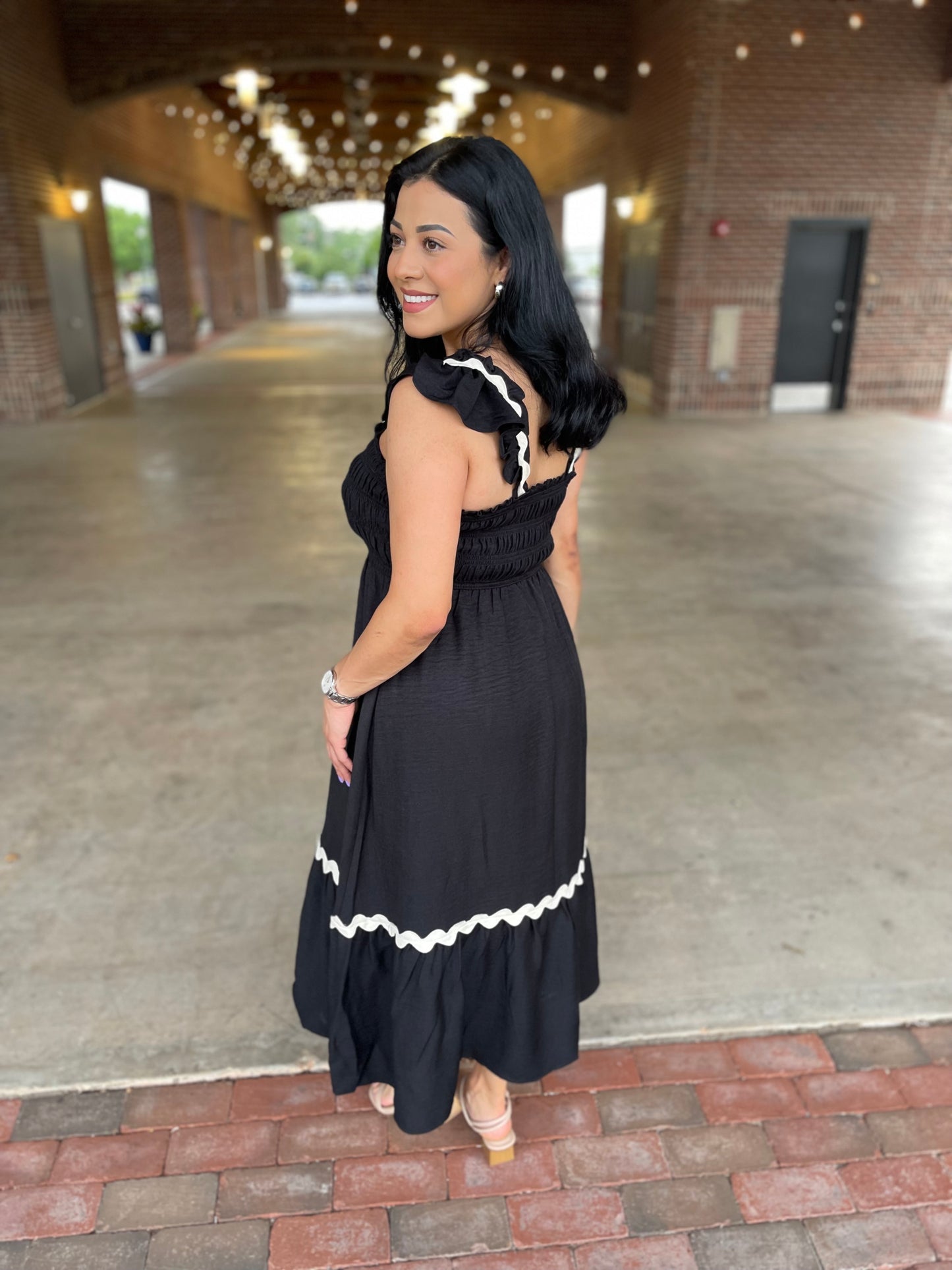 Wavy Trim Ruffle Detail Sleeveless Midi Dress