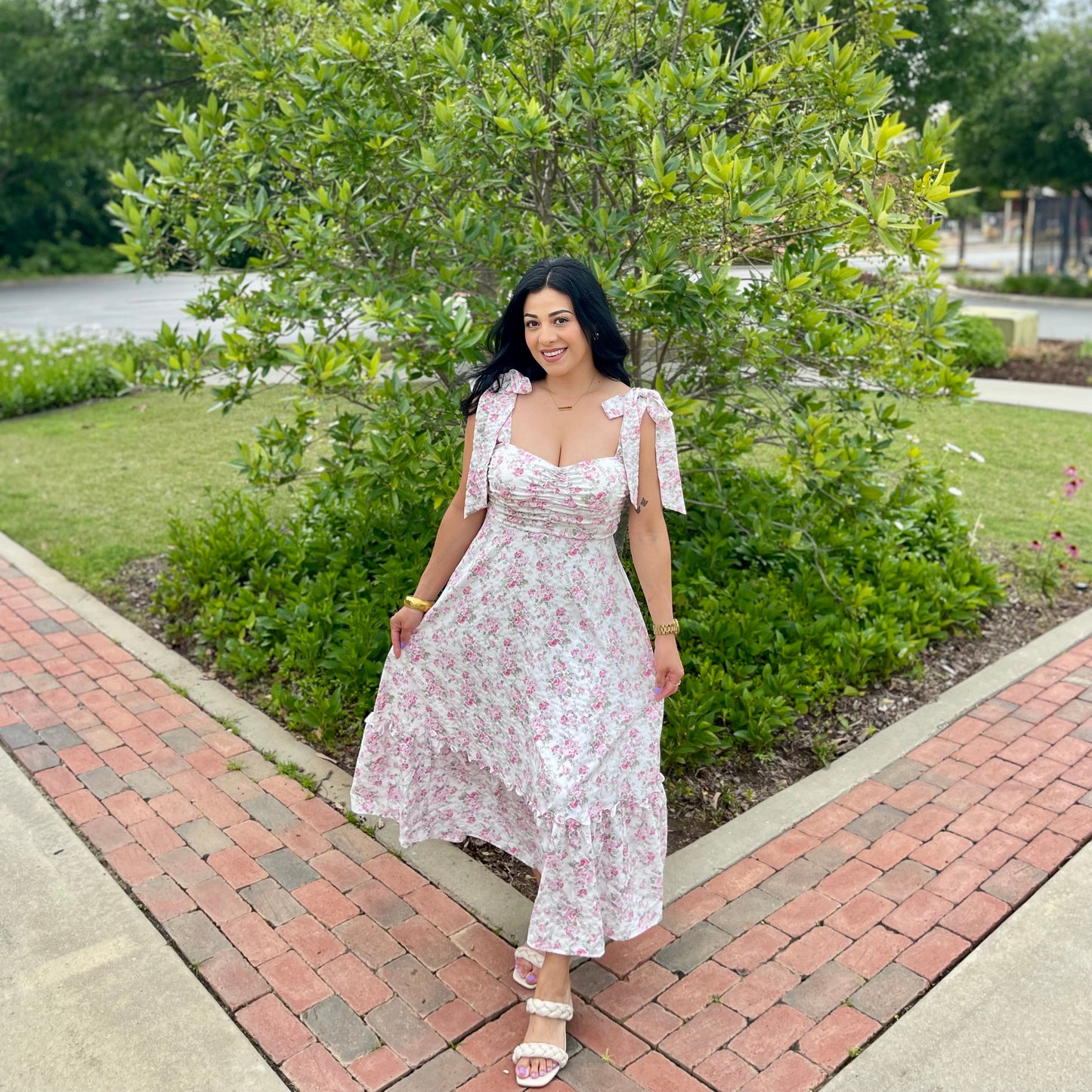 Floral Tie Strap Ruched Detail Maxi Dress