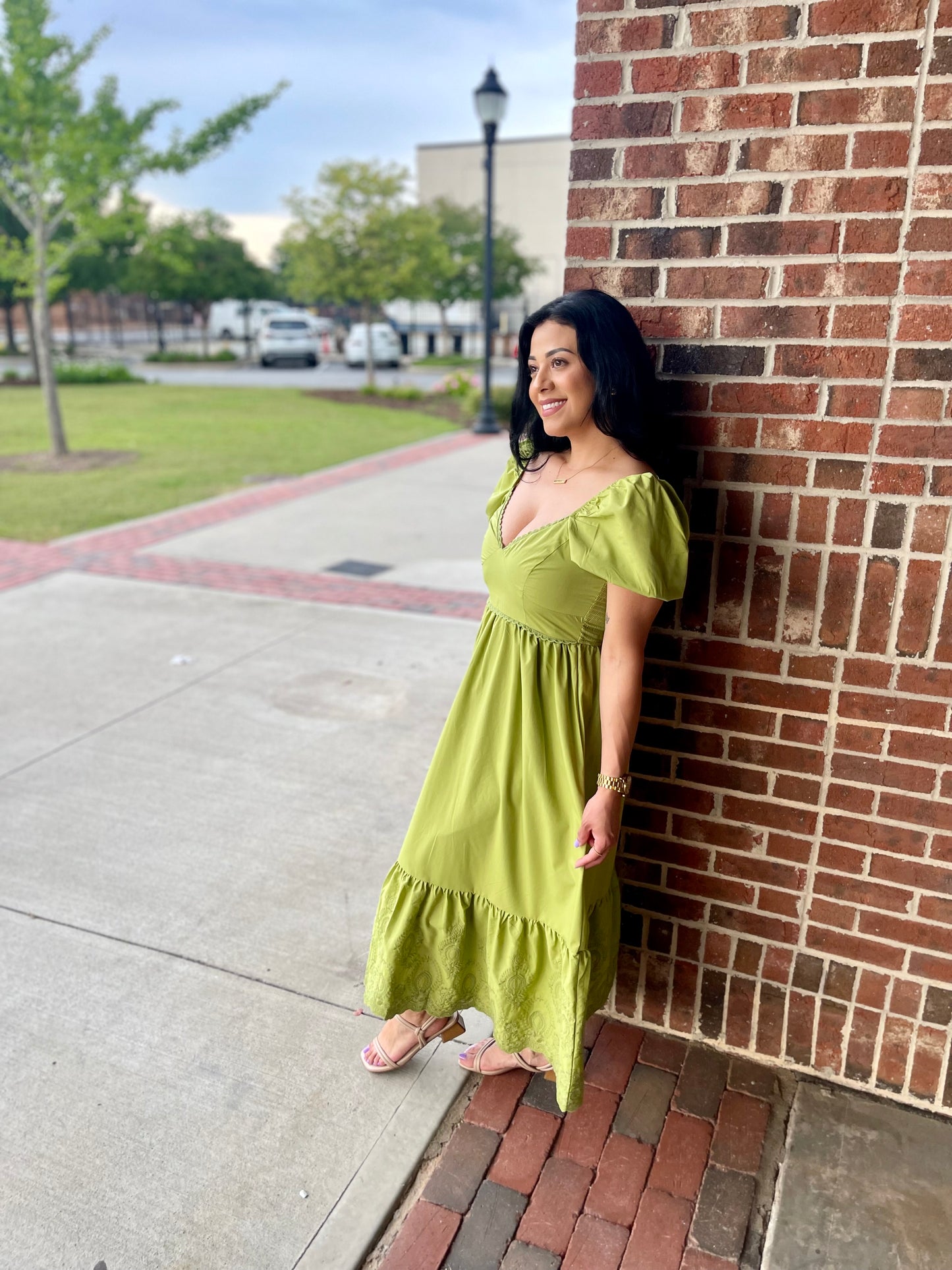 Sweetheart Neckline Puff Sleeve Eyelet Hem Midi Dress