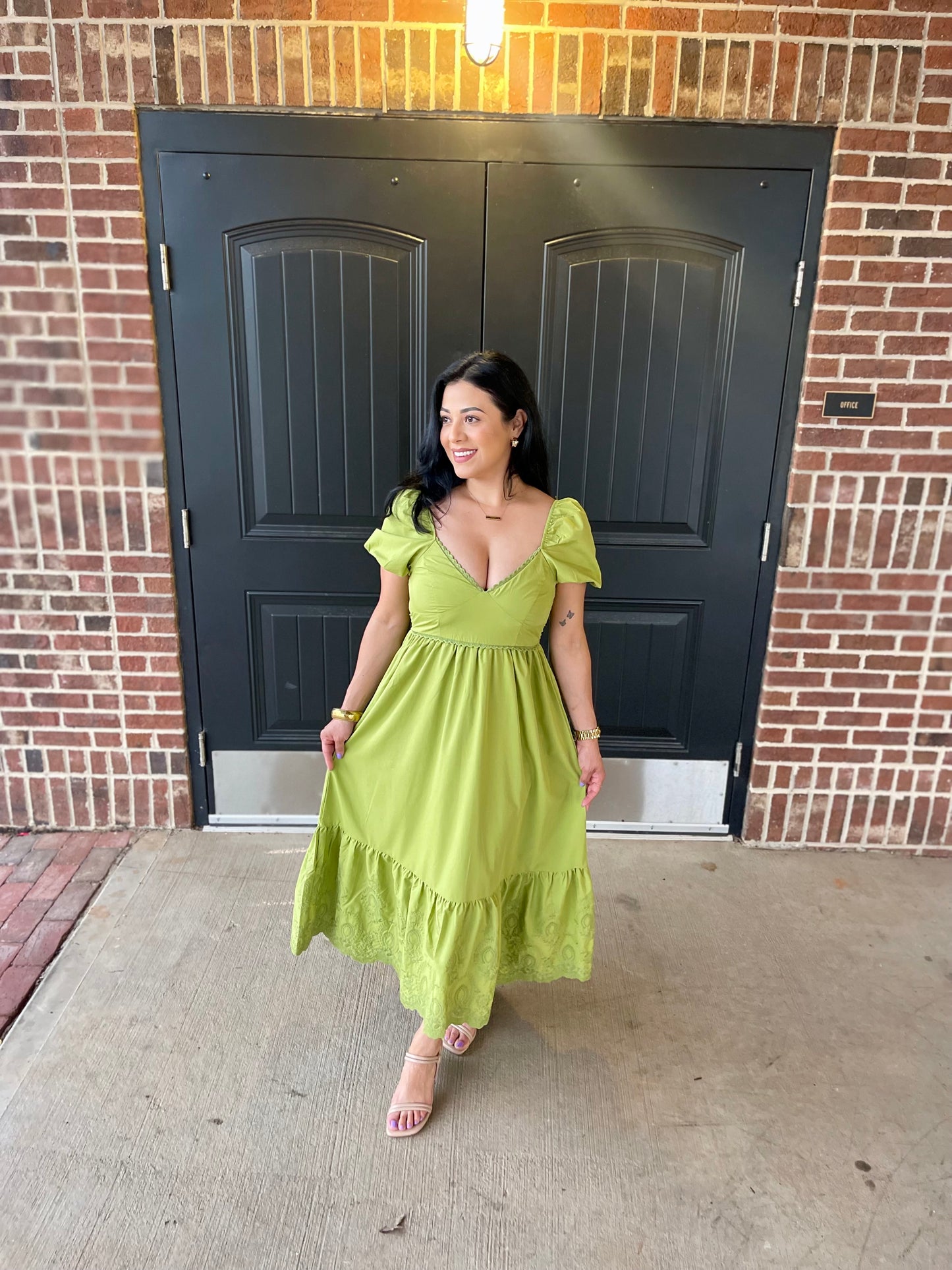 Sweetheart Neckline Puff Sleeve Eyelet Hem Midi Dress